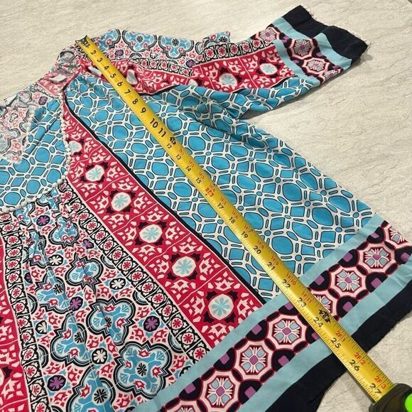 Crown & Ivy Women’s Red Blue V Neck Floral 3/4 Sleeve Top Size 2X - Picture 13 of 15